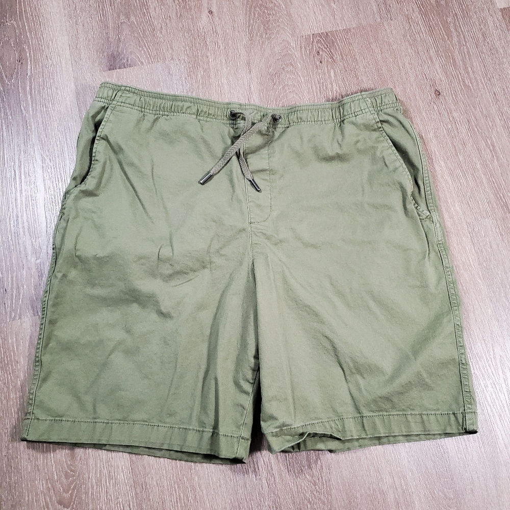Gap Green Casual Drawstring Pull-On Shorts Men's XL